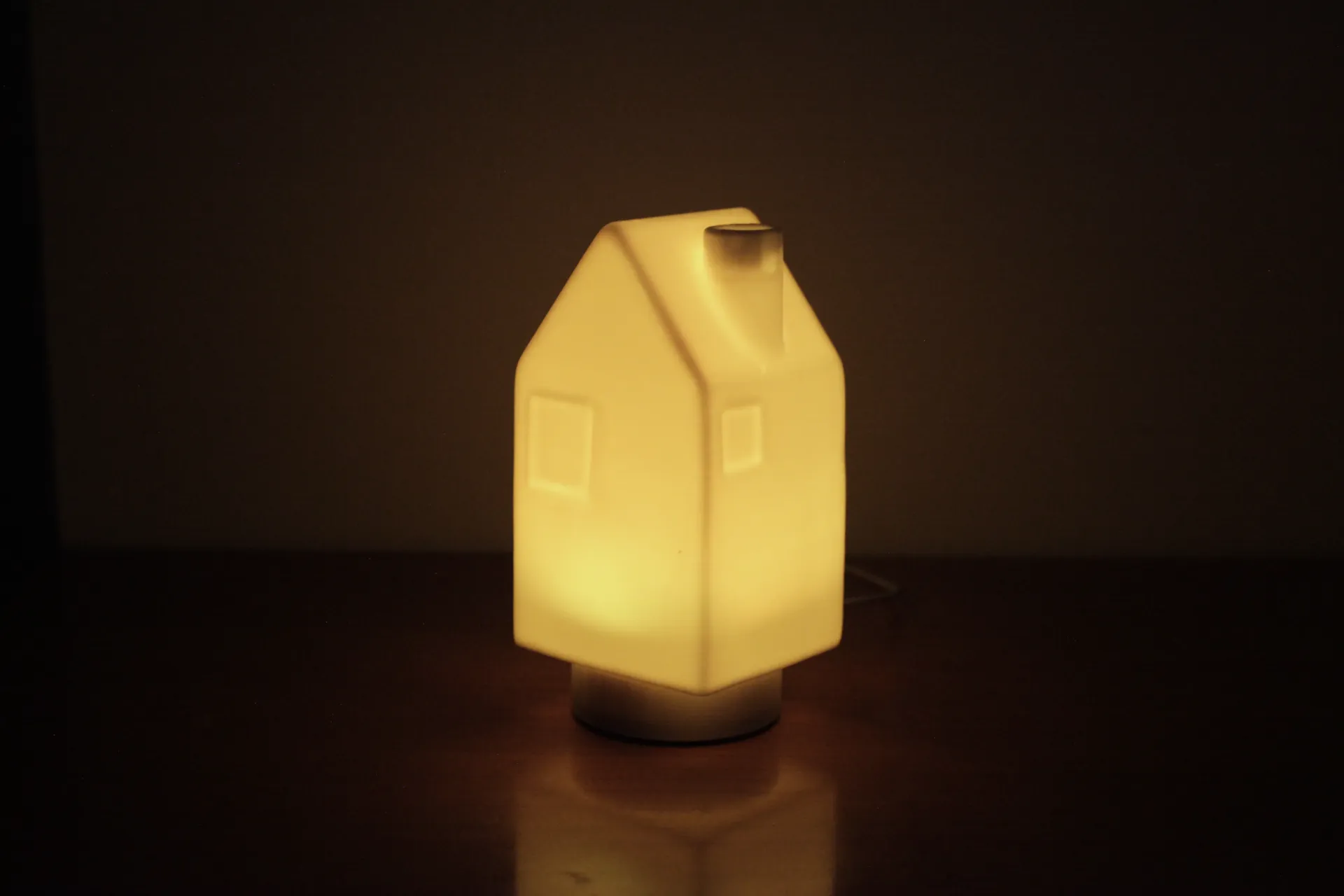 HOUSE (ZONDER NAAM , LAMPJE)